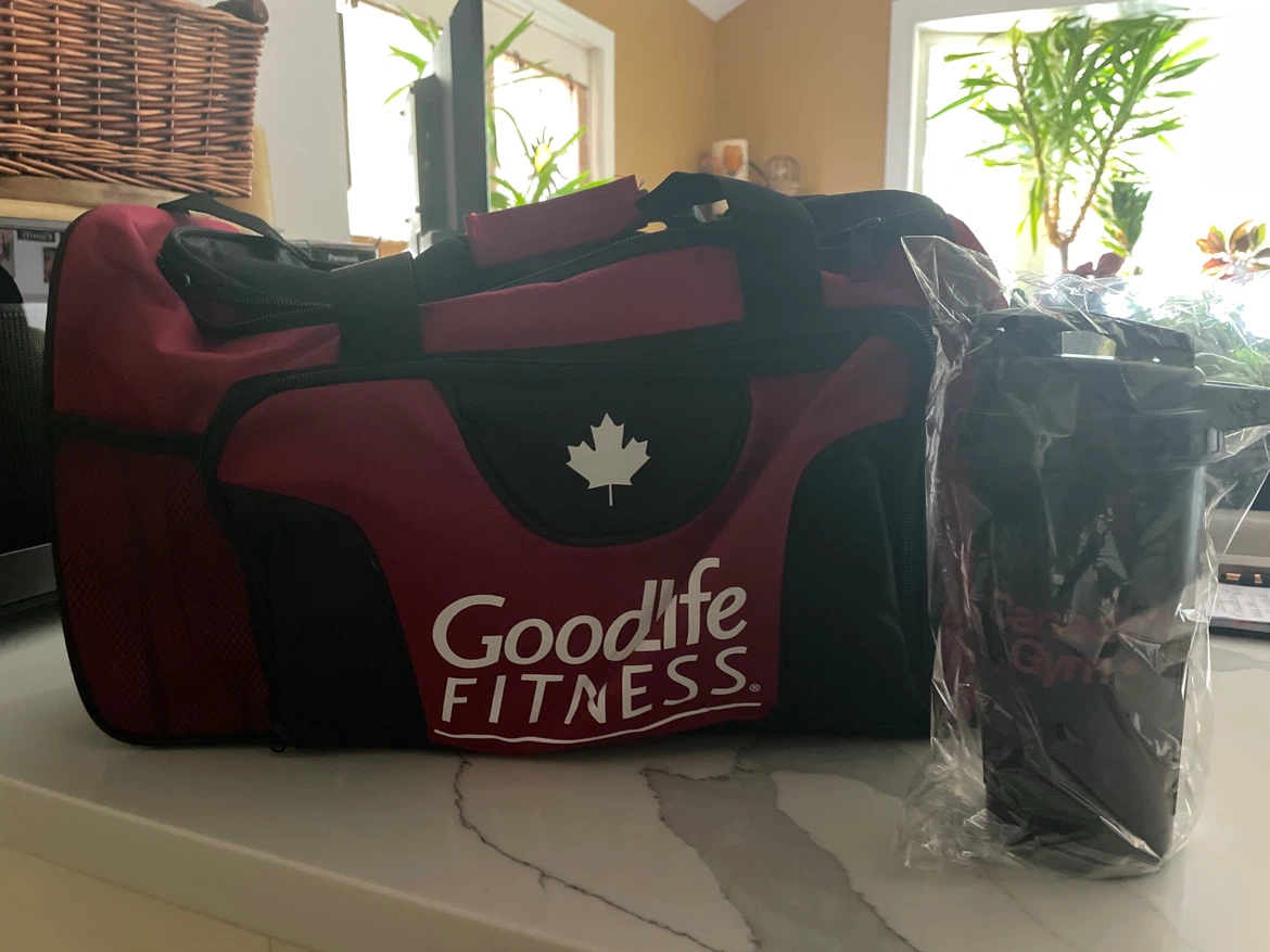 GoodLife Fitness Duffel Bag & Canada's Gym Shaker Bottle