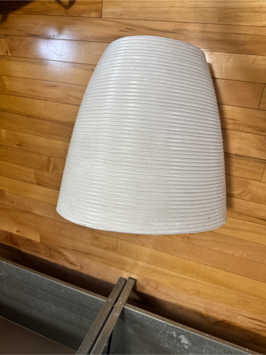 White Tapered Planter Pot - photo 3