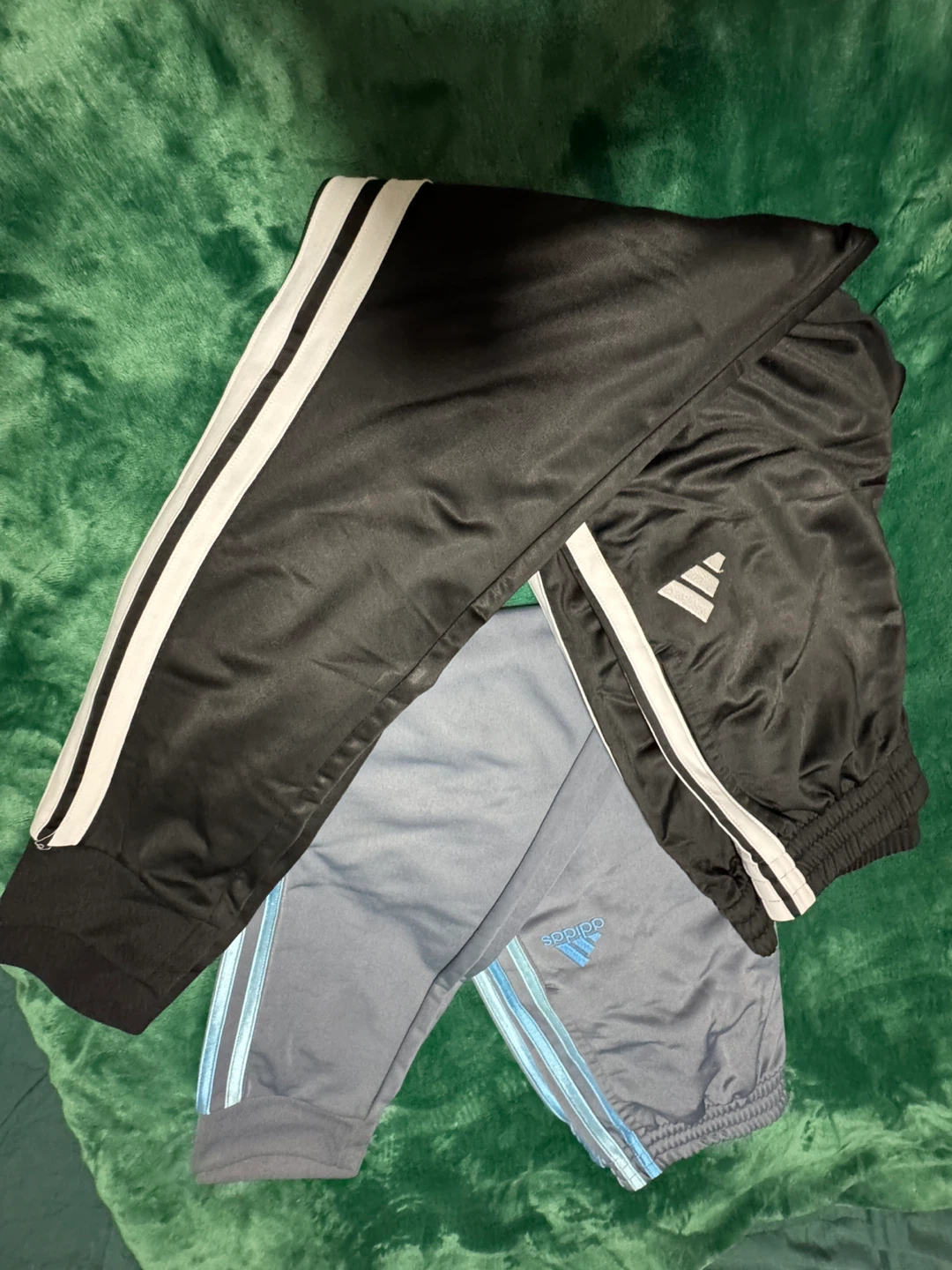 Boys M/L Adidas Track Pants