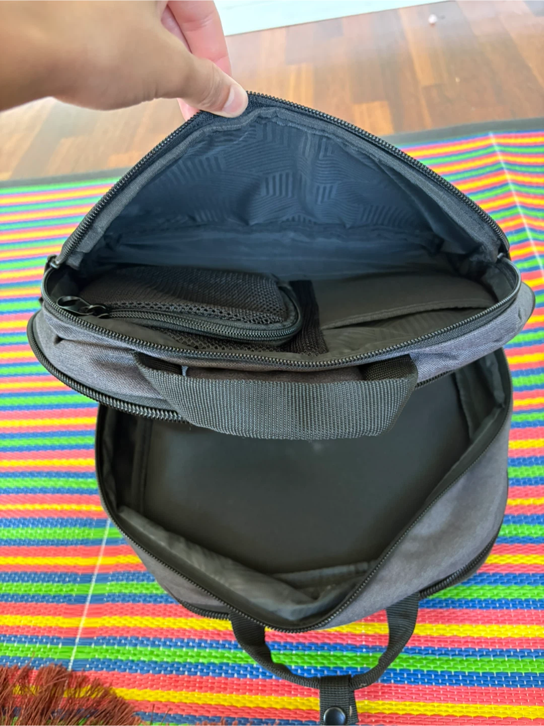 Grey Backpack. Brand new. New is about more then $140 - photo 3