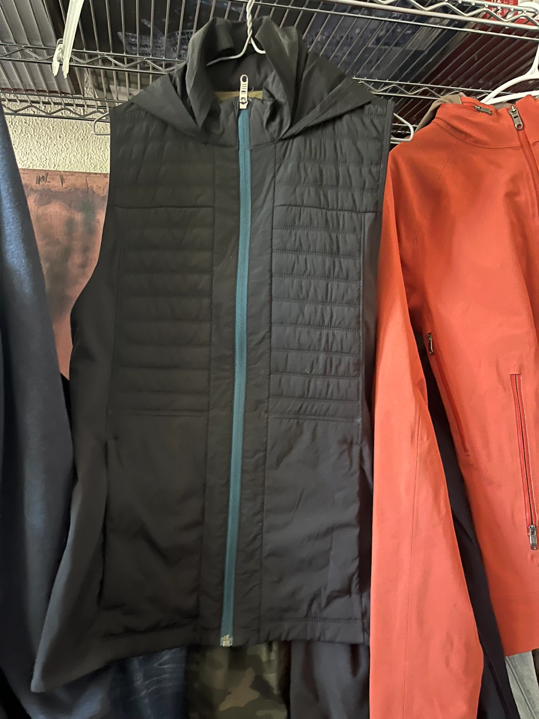Lululemon vest and jackets - photo 3