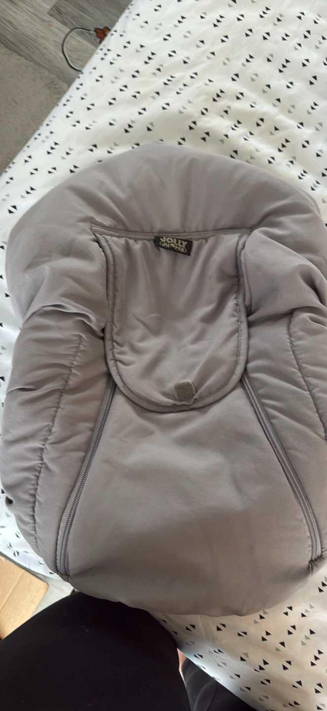 Jolly Jumper car seat cover for winter season