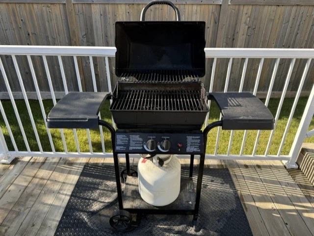 Broil-King Propane BBQ with Tank