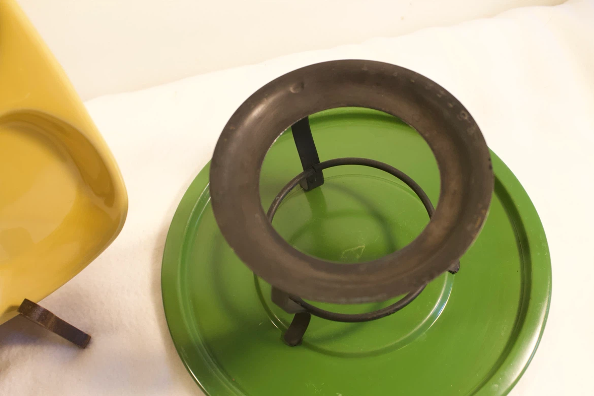 Green Fondue Set with Plate & Forks, Vintage - photo 4