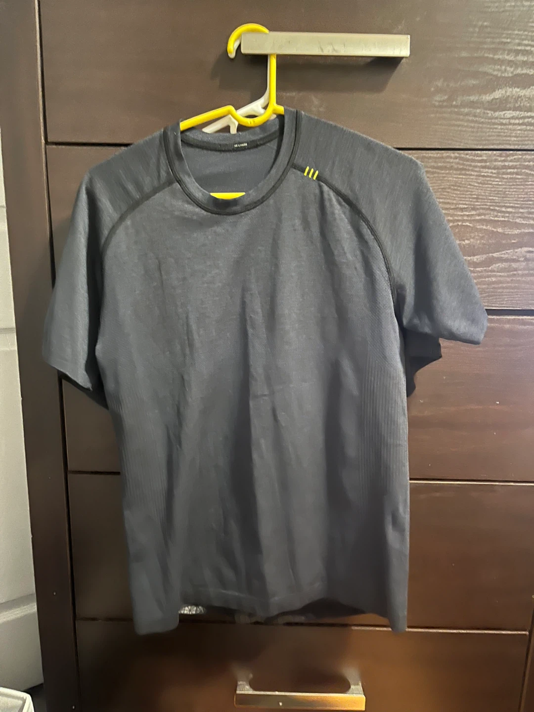 Lululemon athletic shirts bundle - photo 2
