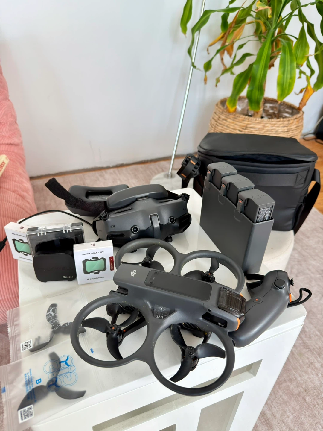 DJI avata 2 Fly more combo