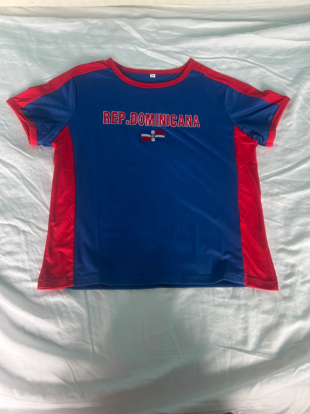 Women’s Rep. Dominicana T-Shirt - Size Medium - photo 2