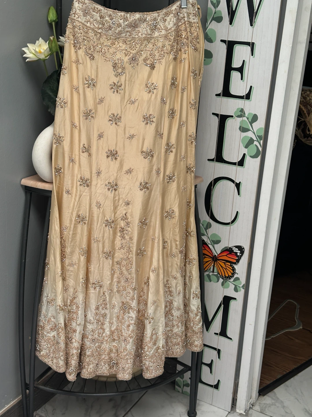 Gold embellished lehenga skirt - photo 2