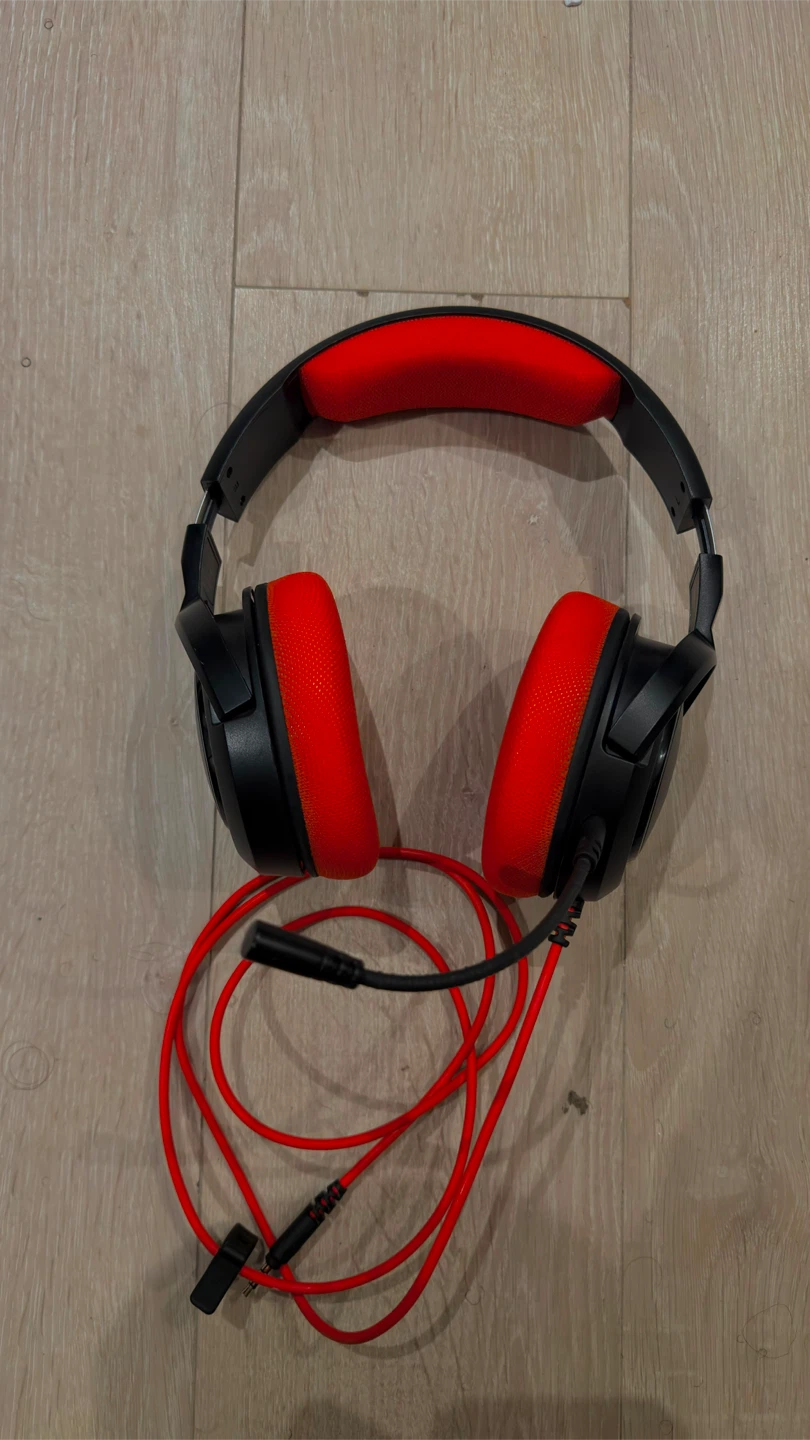 Corsair HS50 Stereo Gaming Headset - Black/Red
