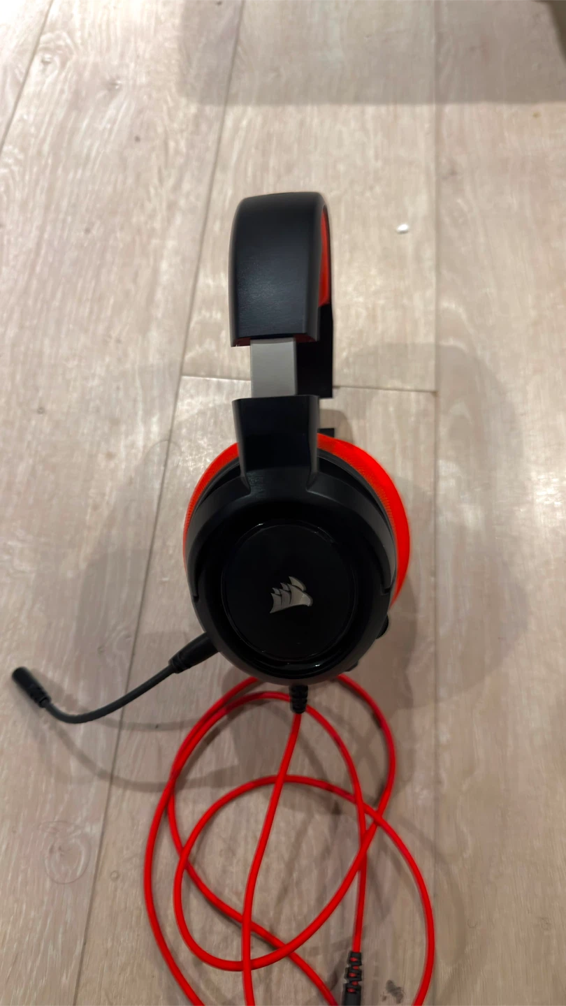 Corsair HS50 Stereo Gaming Headset - Black/Red - photo 3