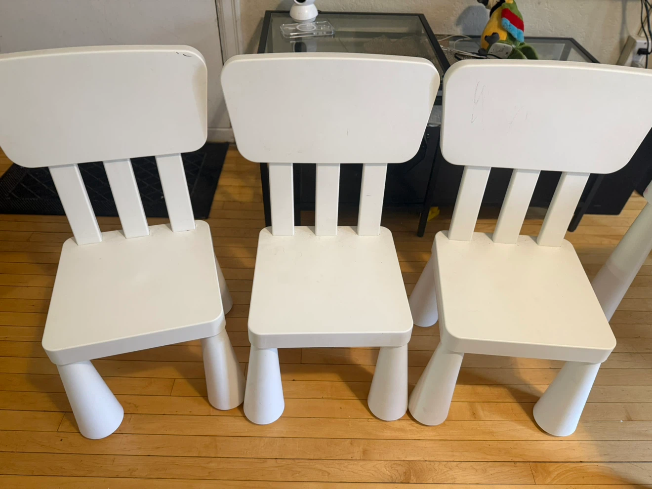 IKEA MAMMUT children's table and three chairs - photo 2