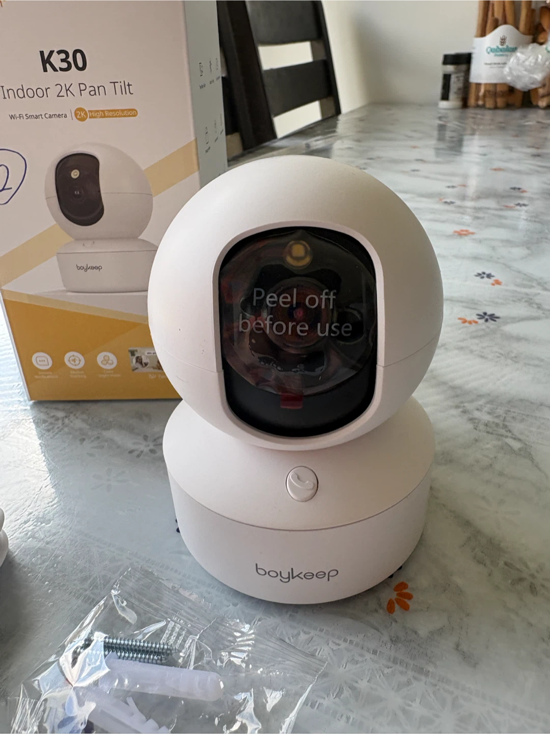 Boykeep 2K Indoor WiFi Pan-Tilt Security Camera - photo 2