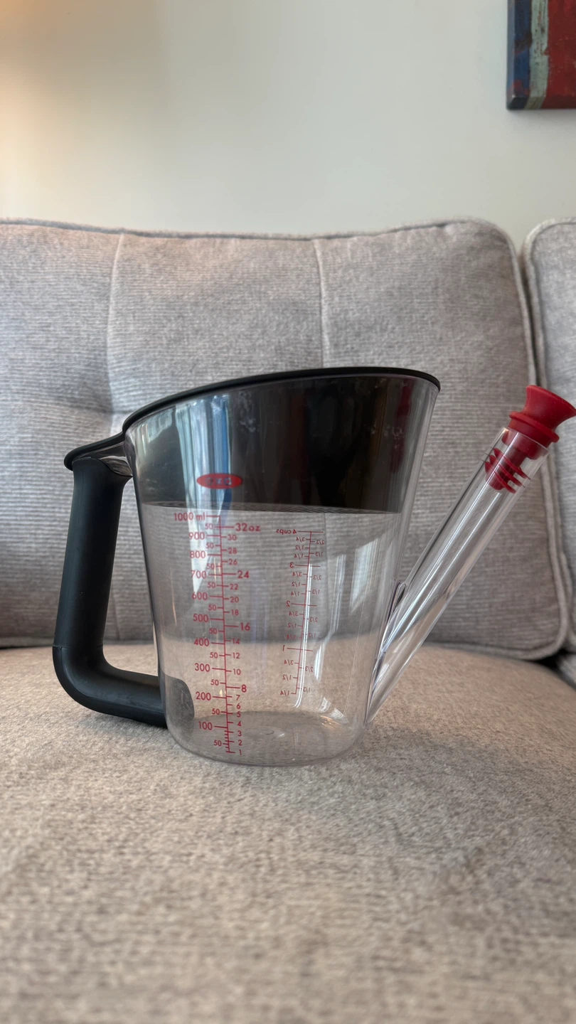 OXO Good Grips 1000ml Measuring Cup with Strainer Lid