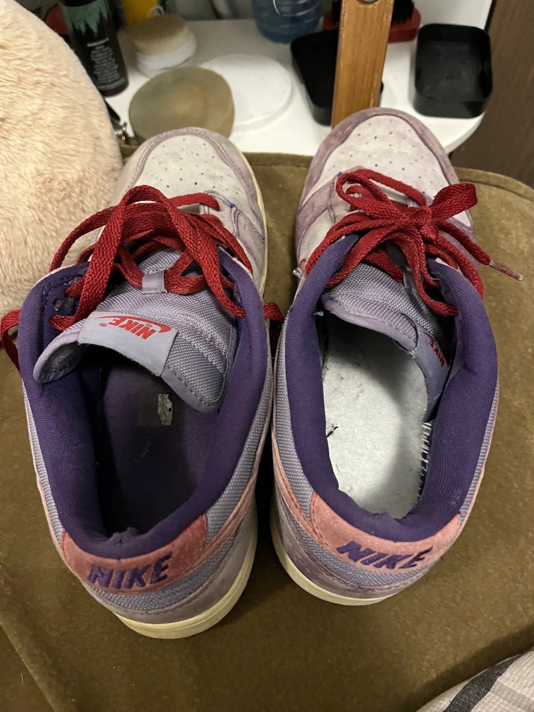 Nike Dunk Low Sneakers Size 9
