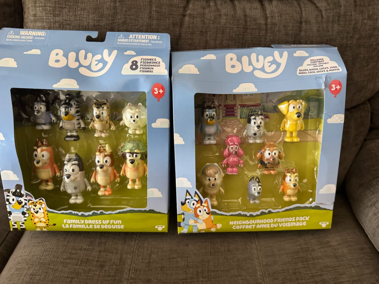 Bluey Family Dress Up Fun and Neighborhood Friends Pack - photo 5