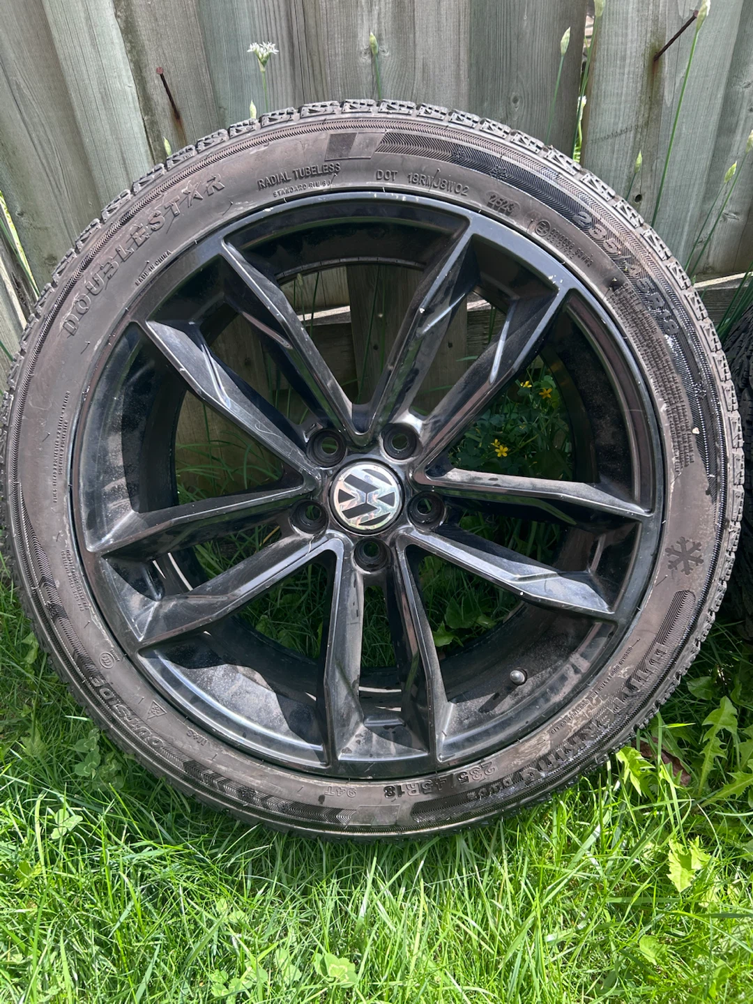Set of 4 Volkswagen Alloy Wheels with Winter Tires - photo 2