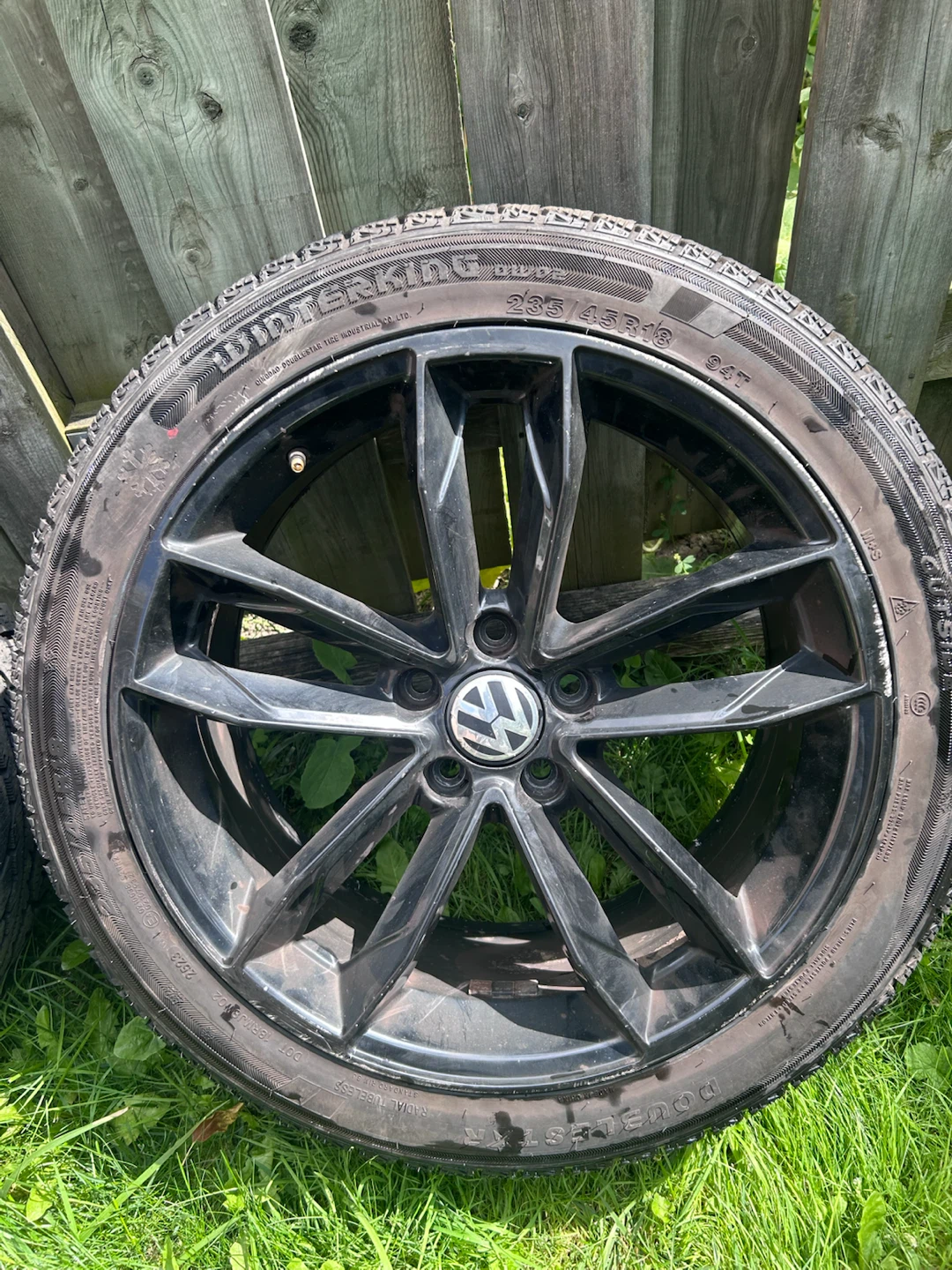 Set of 4 Volkswagen Alloy Wheels with Winter Tires - photo 4
