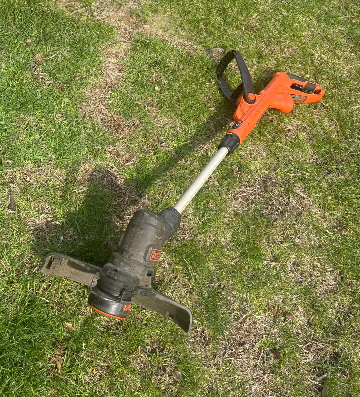 Black+Decker electric String Trimmer