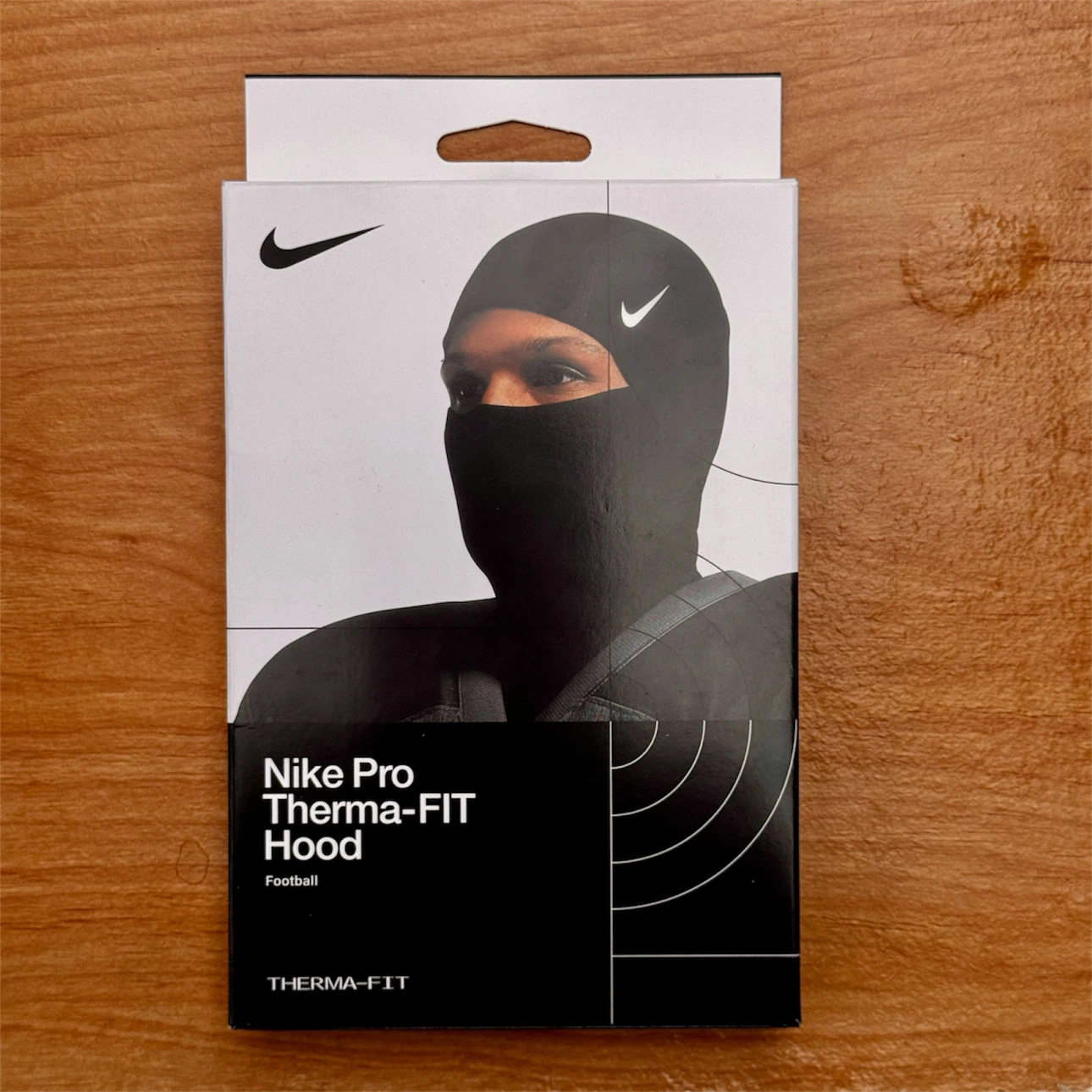 Nike Pro Therma-FIT Hood Football