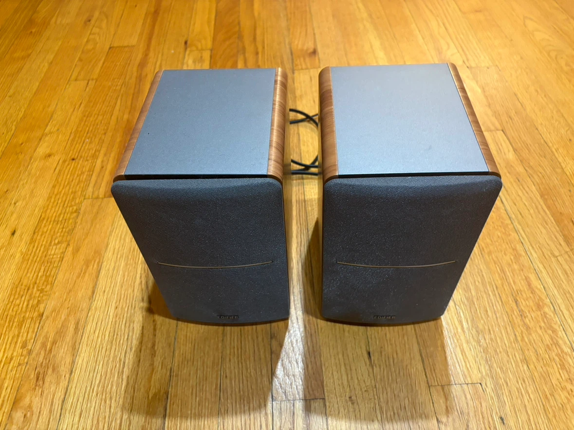 Edifier R1280DB Multimedia Speaker Set - photo 2