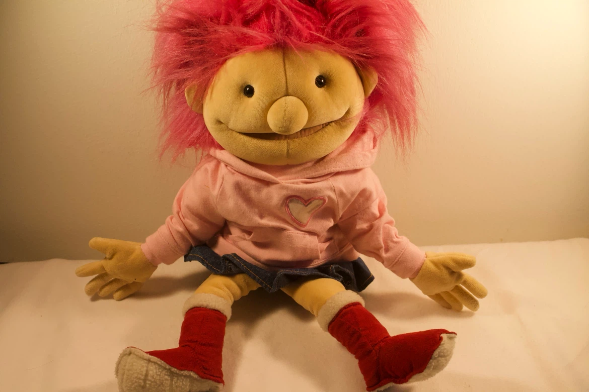 Folkmanis Puppets Zoe with Rare Pink Hoodie - photo 2
