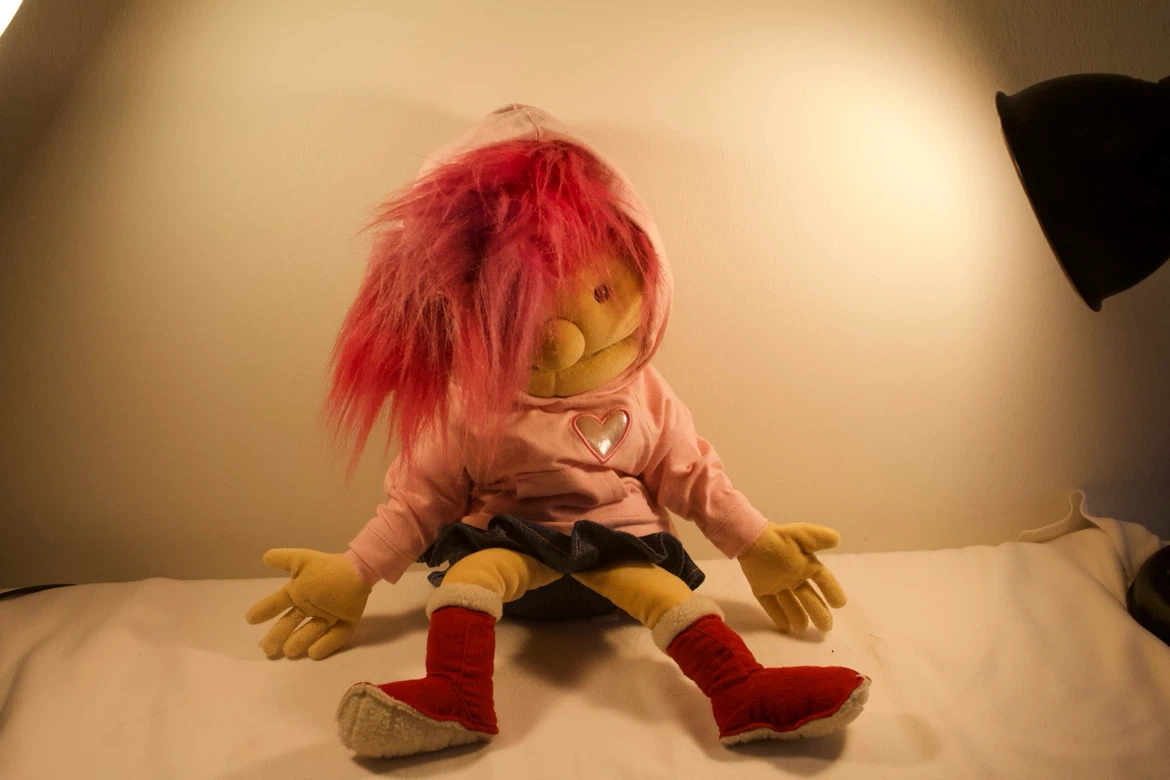 Folkmanis Puppets Zoe with Rare Pink Hoodie - photo 3