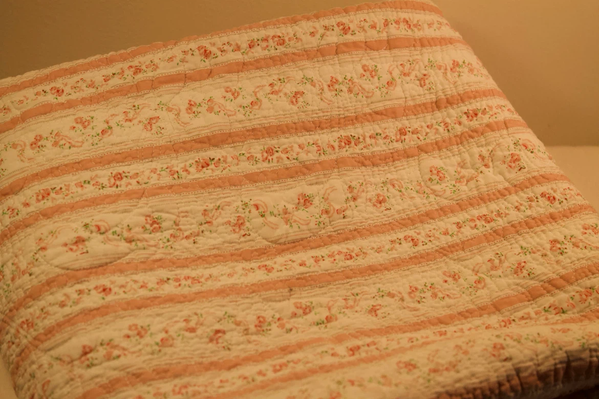 Pink Floral Handmade Quilt - photo 3