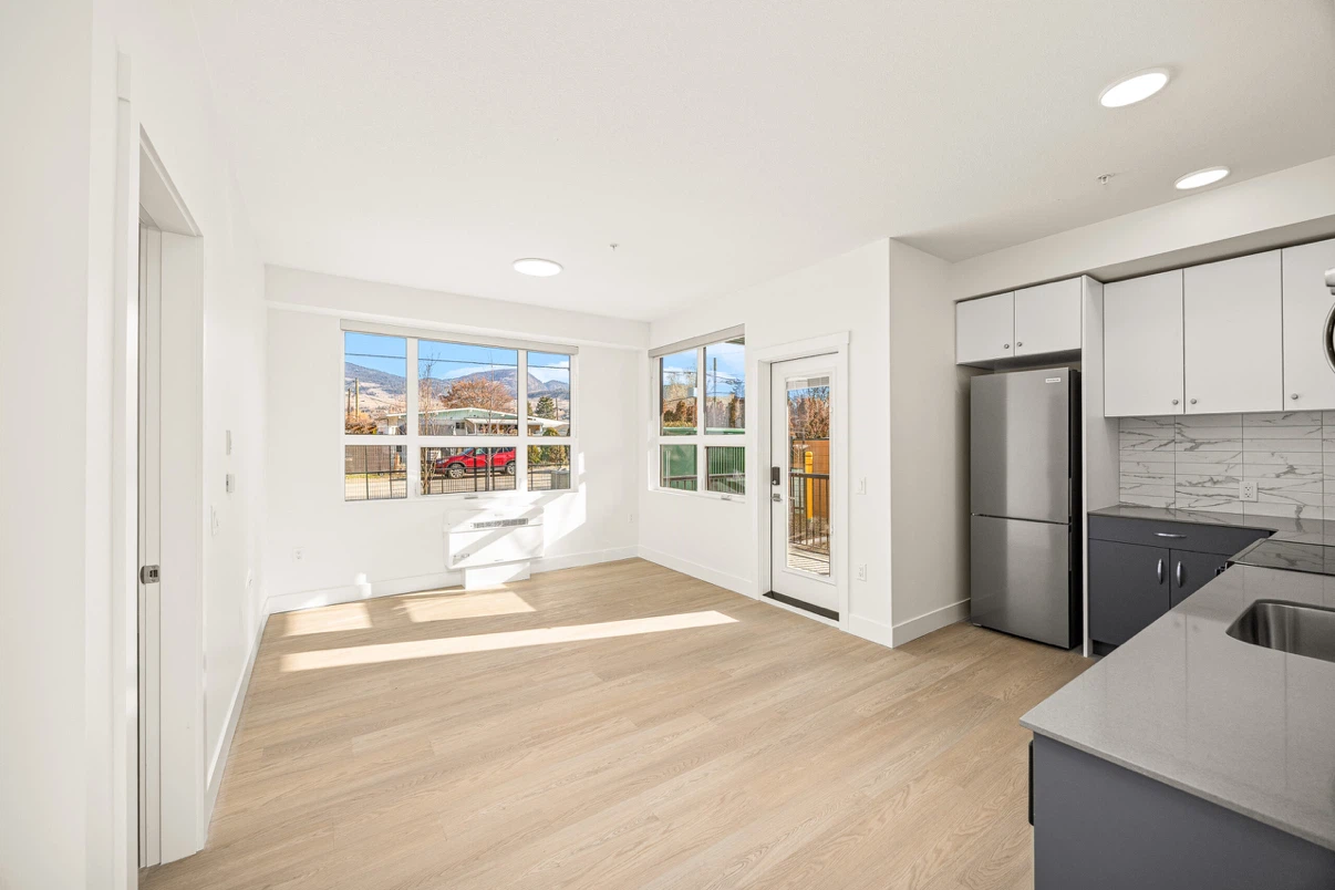 1 bed 1 bath apartment available to rent ASAP