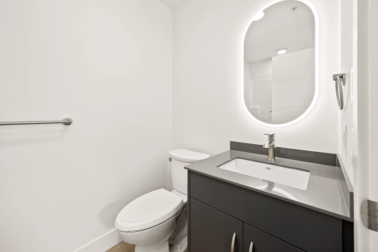 1 bed 1 bath apartment available to rent ASAP - photo 2
