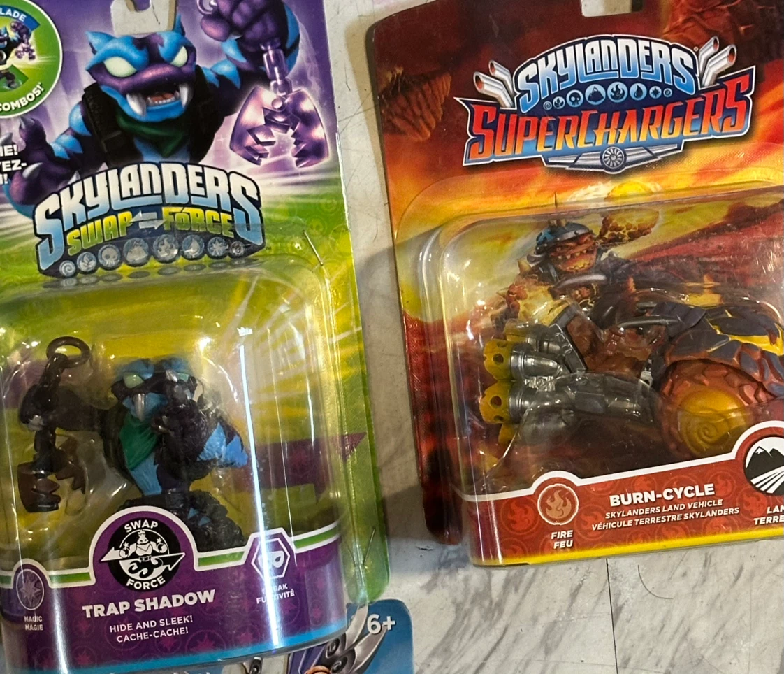 Skylanders SuperChargers Lot - Vehicles & Figures - photo 4