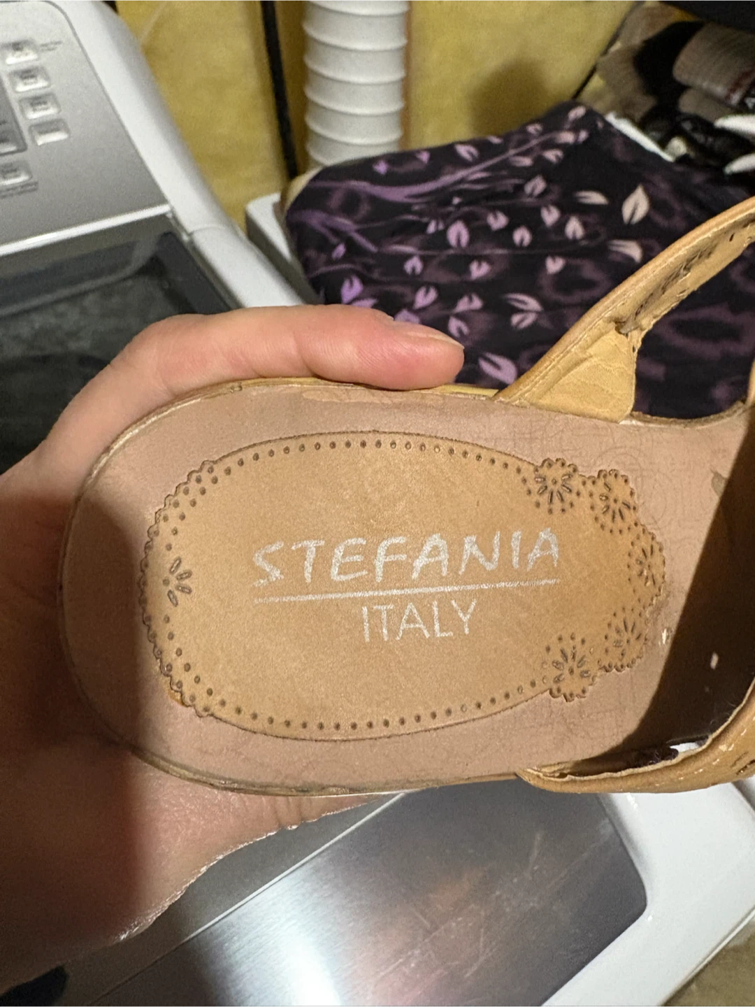 Women’s  Sandals Size 8 $5 firm - photo 3