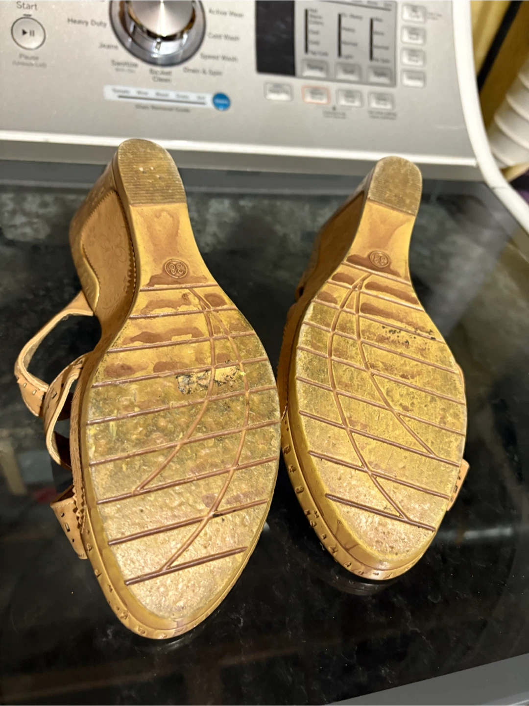 Women’s  Sandals Size 8 $5 firm - photo 4
