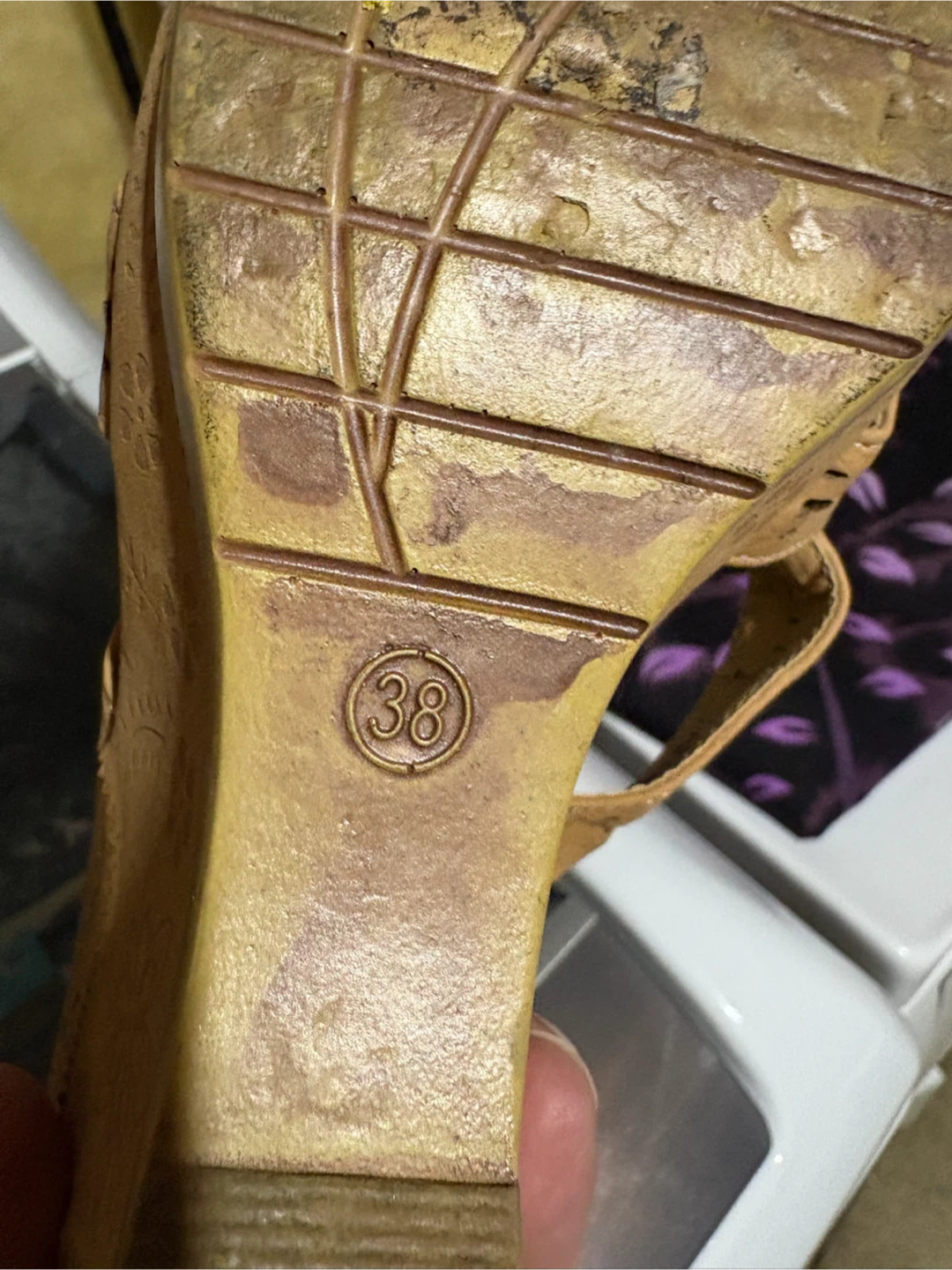 Women’s  Sandals Size 8 $5 firm - photo 5