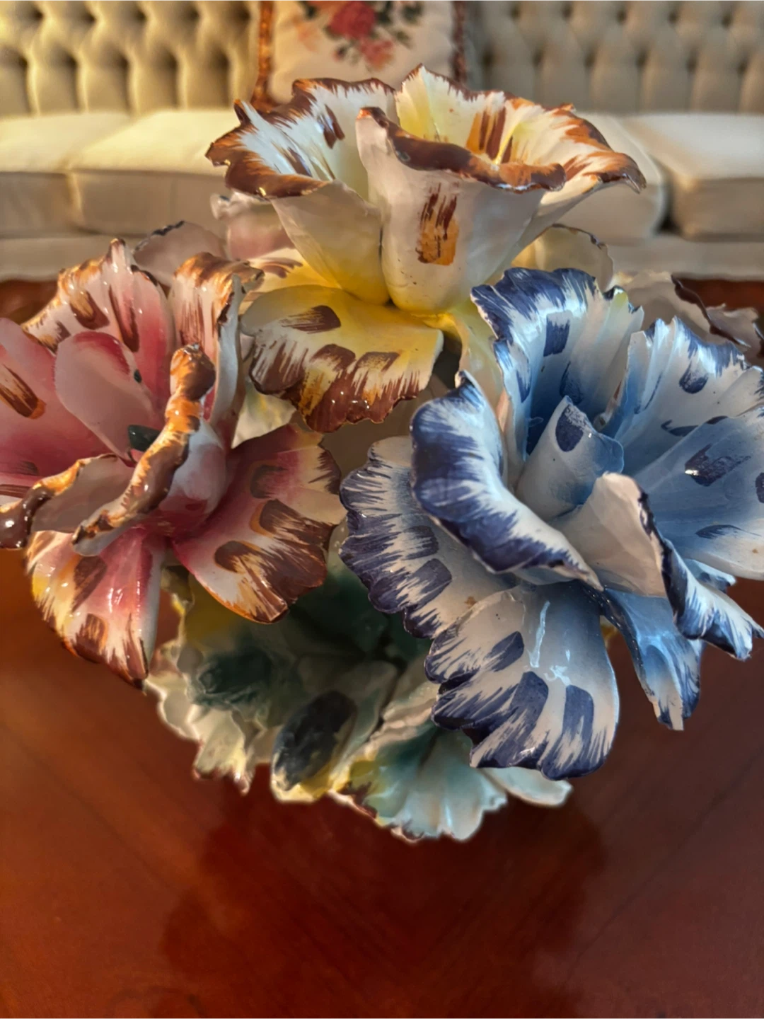 Porcelain Flower Arrangement Figurine - photo 2