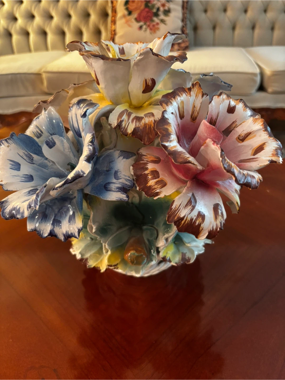 Porcelain Flower Arrangement Figurine - photo 3