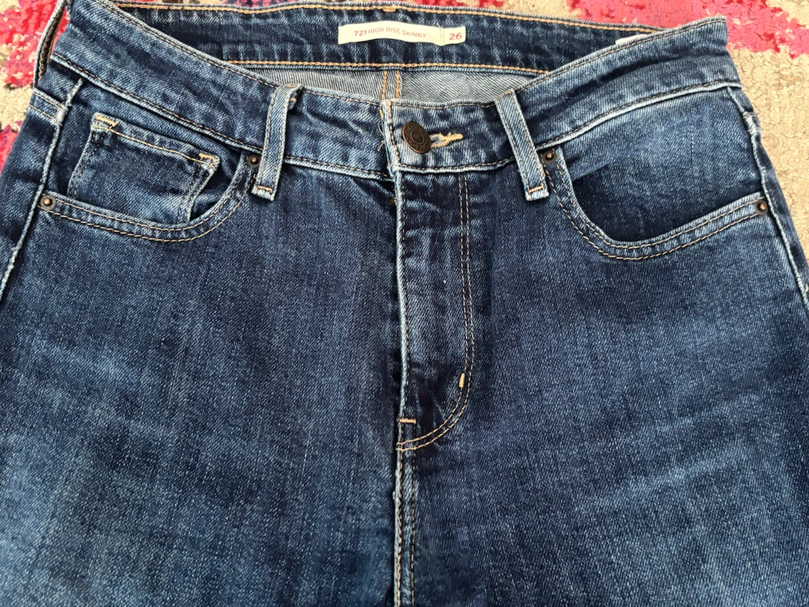 Levi's 721 High Rise Skinny Jeans Size 26 - photo 3