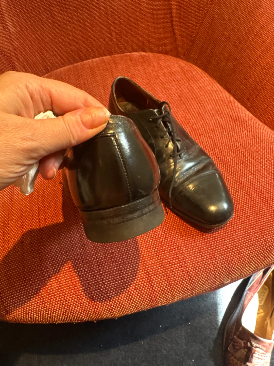 Allen Edmonds Black Leather Oxford Dress Shoes (9) - photo 4