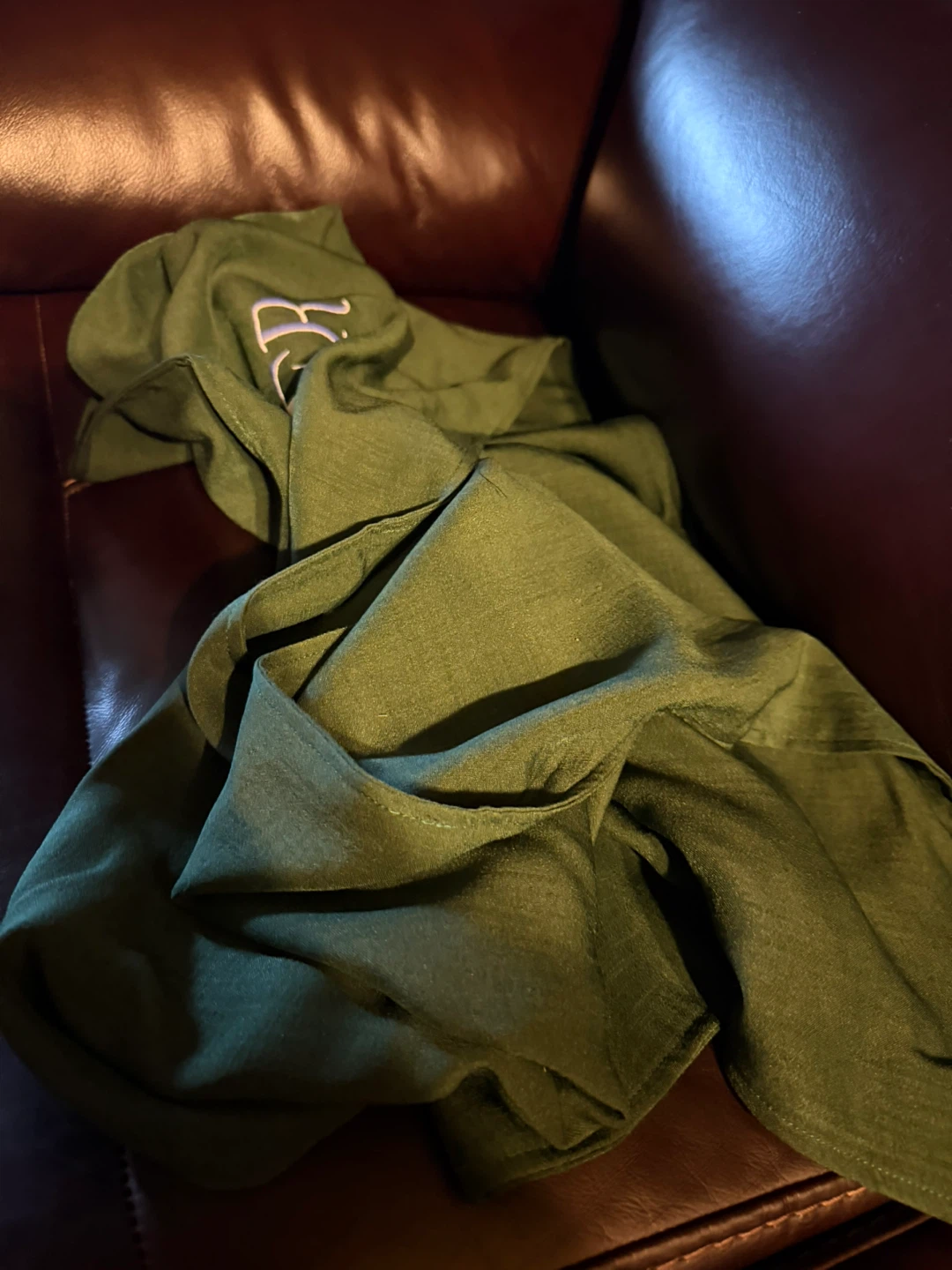 Comphy "LA MER" Green Microfiber Scarf EUC - photo 2