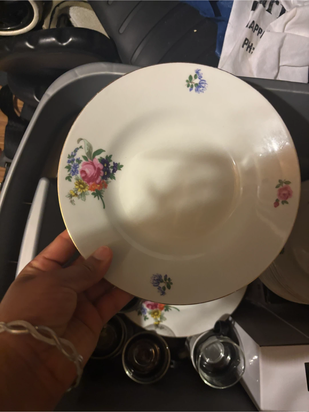 Vintage Floral Dinner Plates - photo 2