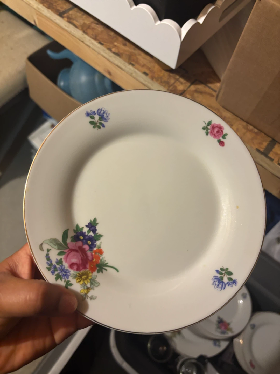 Vintage Floral Dinner Plates - photo 5