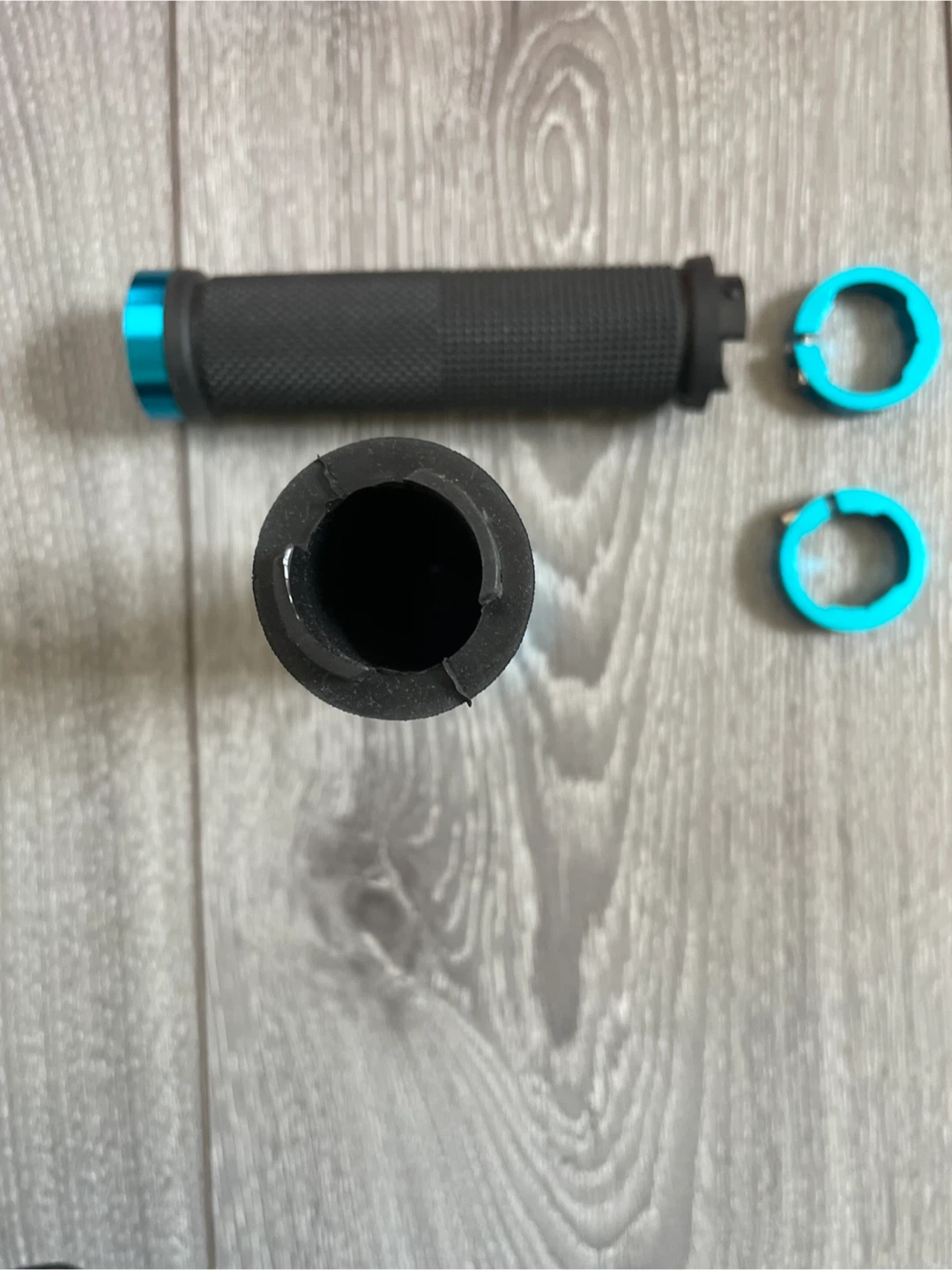 Bike Handlebar Grips 2cm diameter - photo 2