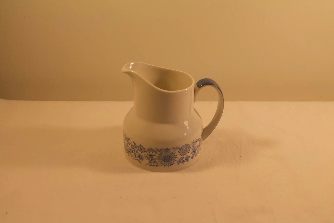 Royal Doulton Blue and White Pitcher with floral details - photo 3