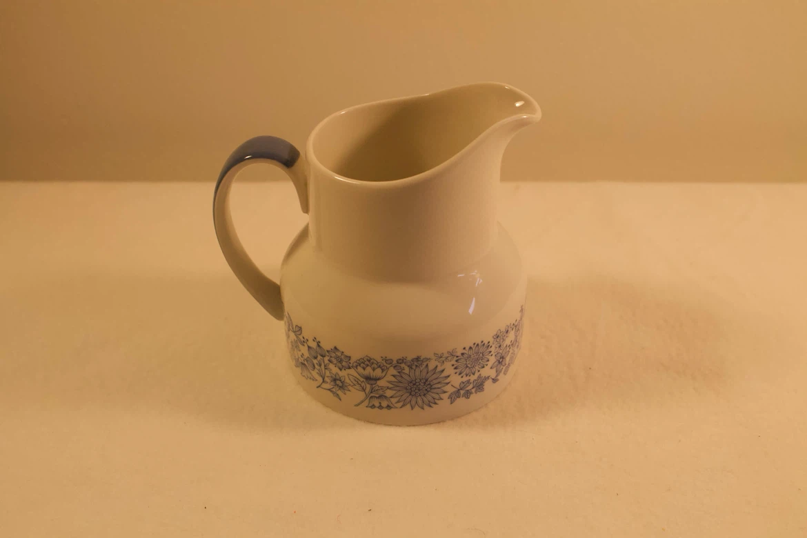Royal Doulton Blue and White Pitcher with floral details - photo 4