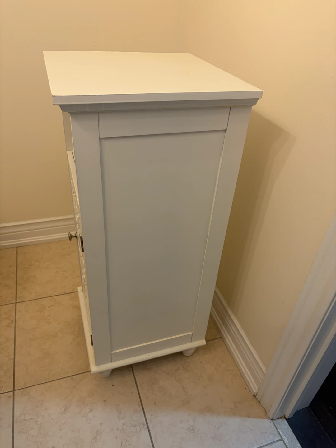 White Storage Cabinet with Decorative Door - photo 5