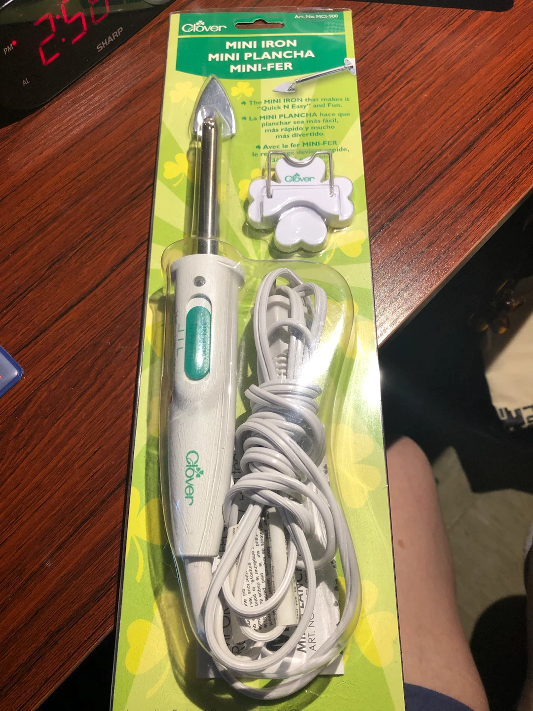 Clover Mini Iron for Detailed Work🔥