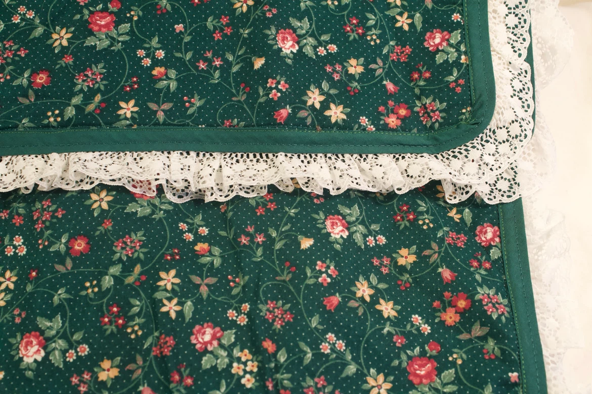 Cottagecore Table Runner and Placemat Set - photo 4
