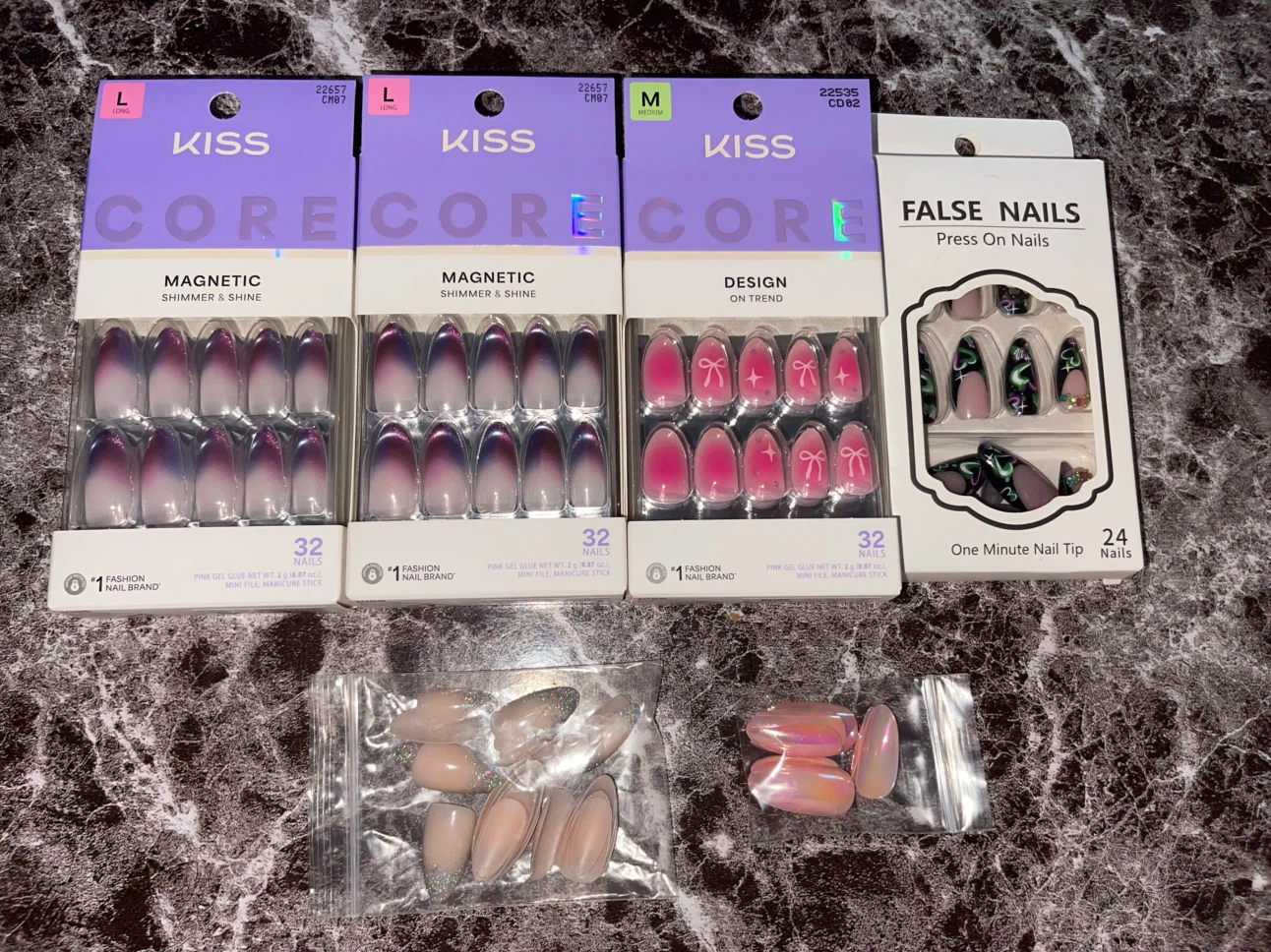 Press-on Nails - photo 3