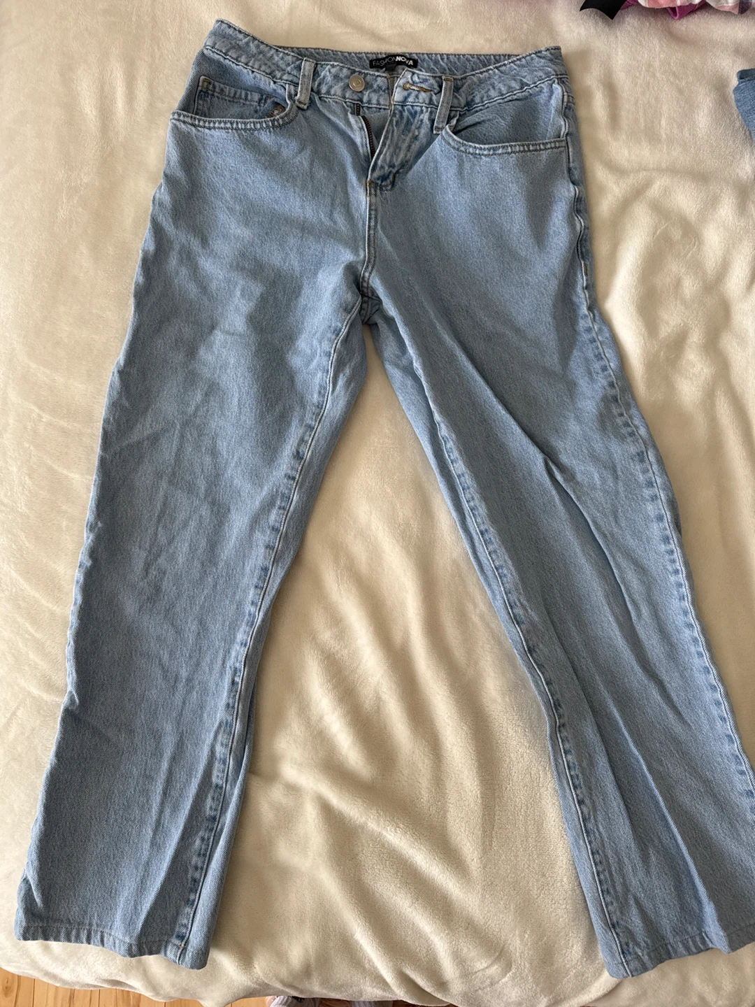 Straight cut light blue denim jeans