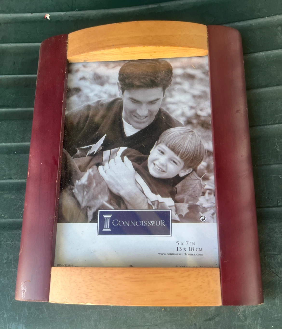Connoisseur 5x7 Two Tone Wood Picture Frame