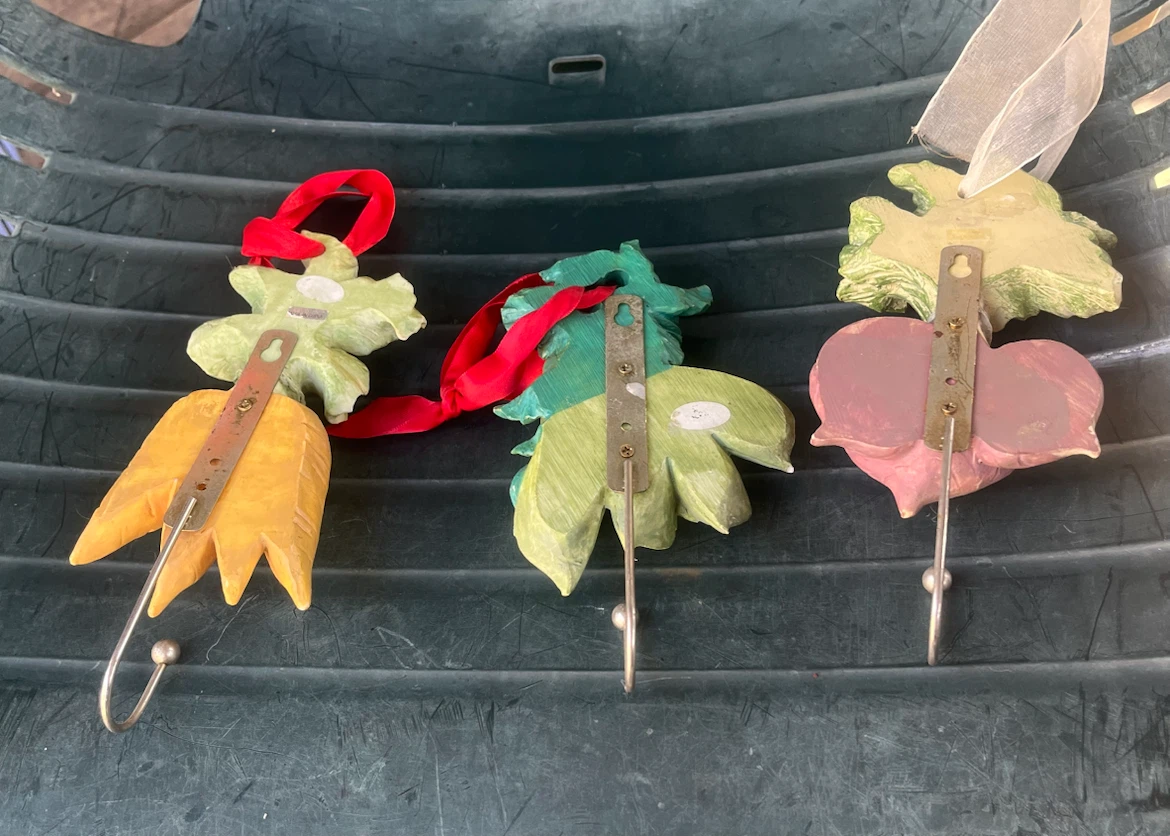 Set of 3 vegetable wall hooks - photo 2